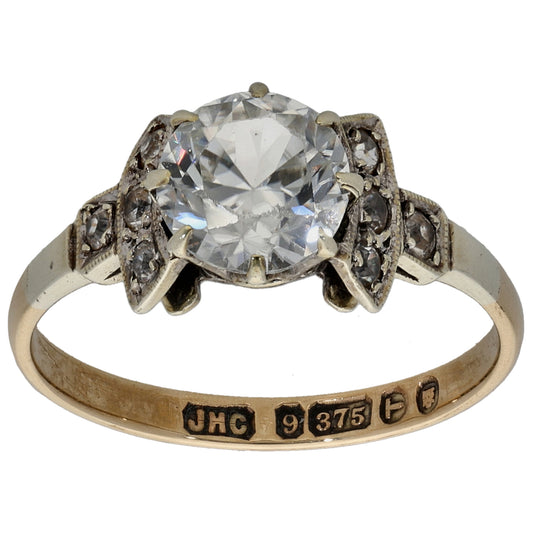 9ct Gold Cubic Zirconia Dress/Cocktail Ring Size N