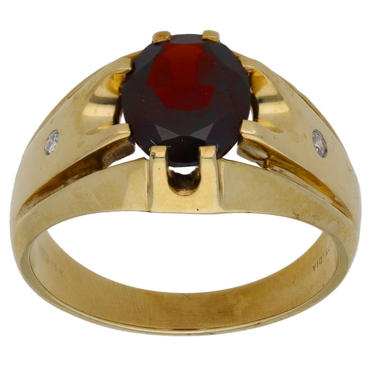 9ct Gold Garnet & 0.04ct Diamond Alternative Ring Size S