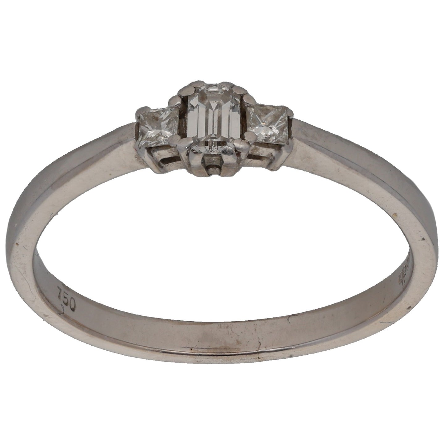 18ct White Gold 0.20ct Diamond Trilogy Ring Size P