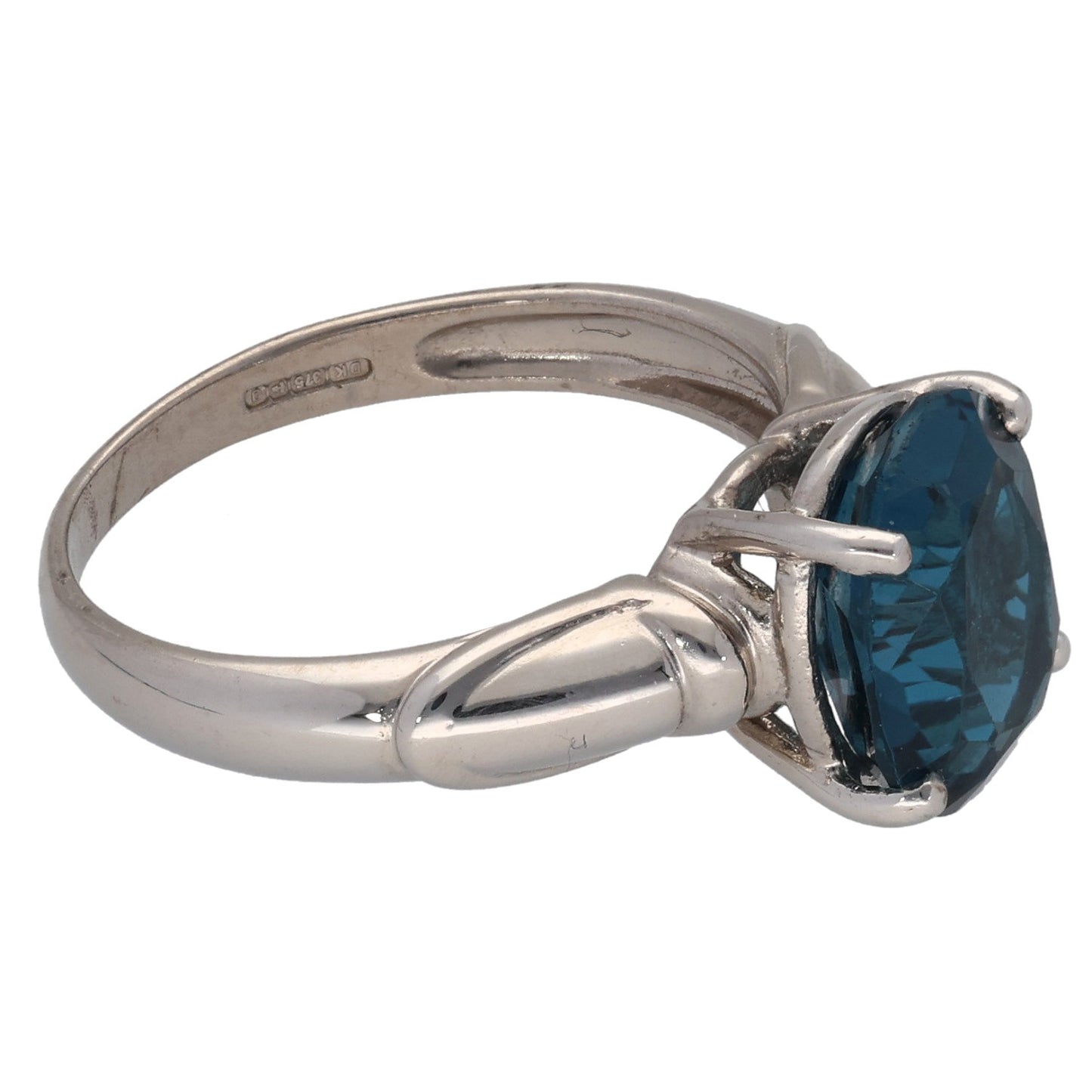 9ct White Gold Topaz Single Stone Ring Size L