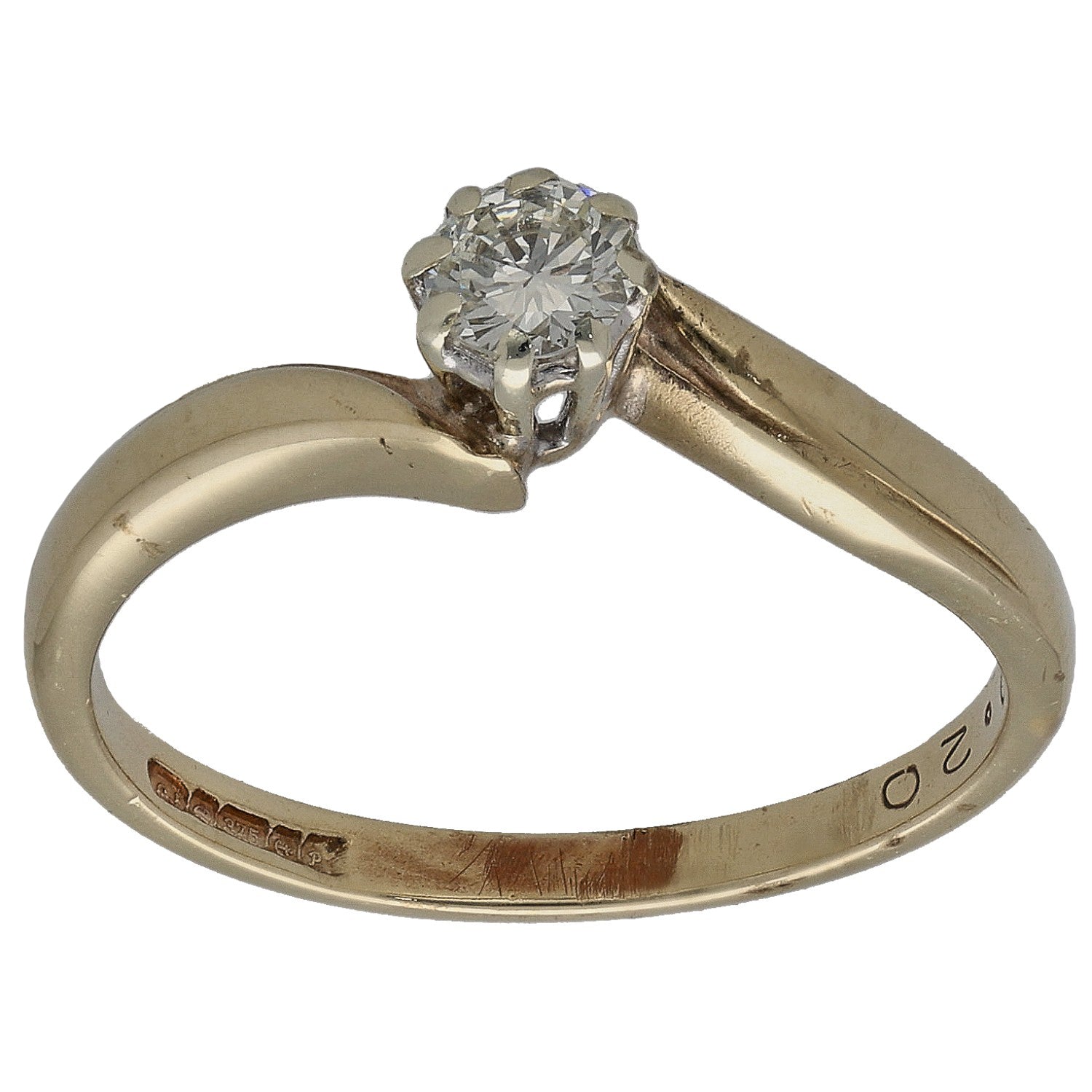 9ct gold solitaire ring with round diamond center, four prongs