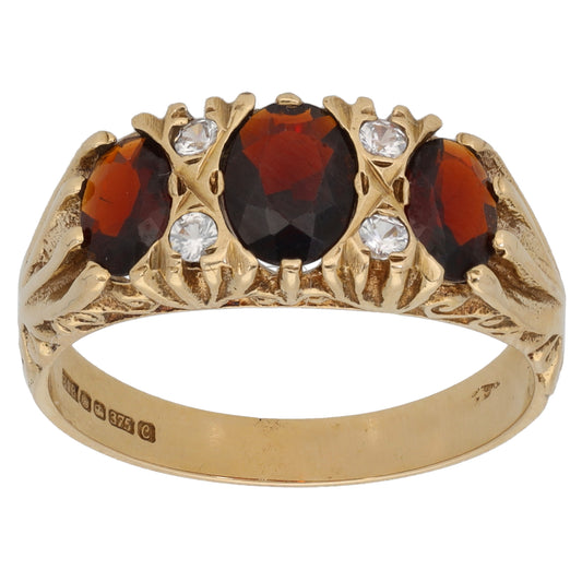 9ct Gold Garnet & Imitation Dress/Cocktail Ring Size R