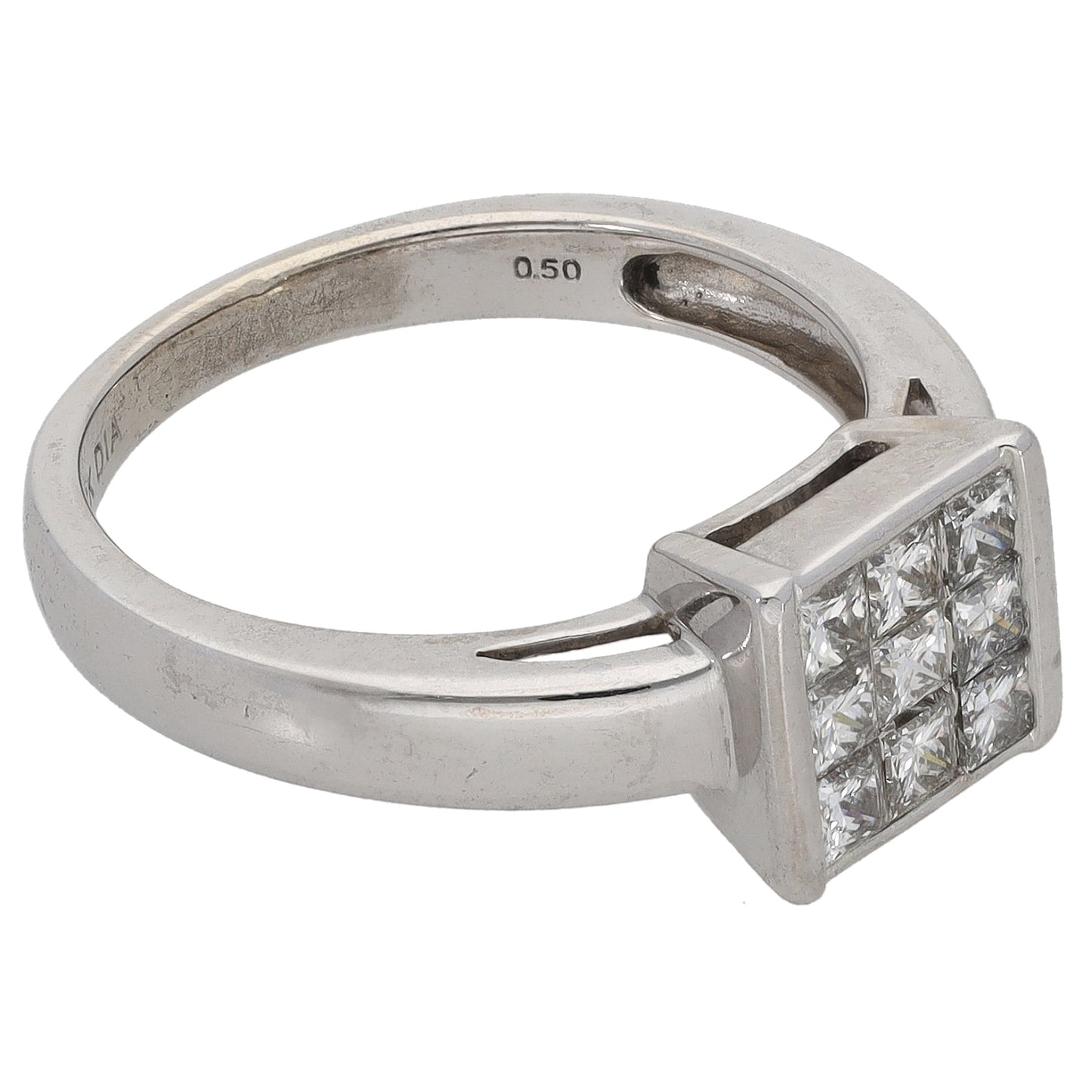 18ct White Gold 0.50ct Diamond Cluster Ring Size K