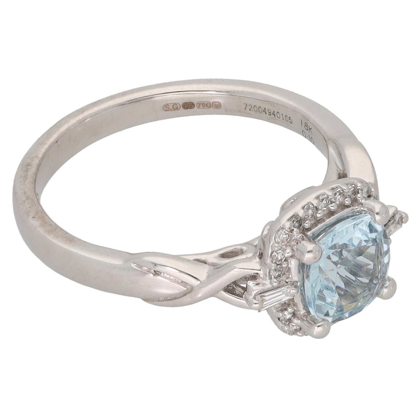 18ct White Gold Aquamarine & 0.10ct Diamond Dress/Cocktail Ring Size M