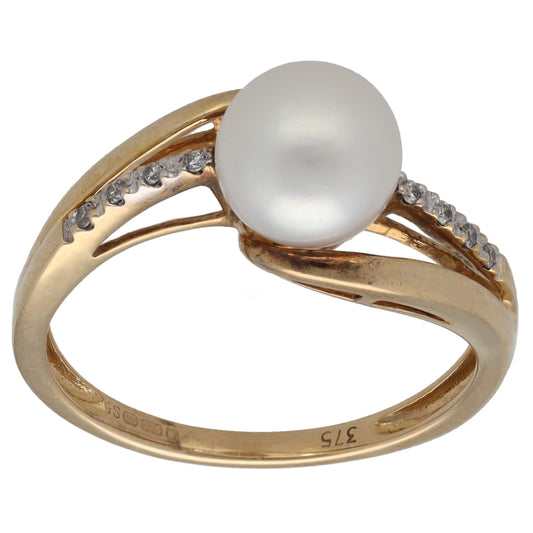 9ct Gold 0.04ct Diamond & Cultured Pearl Dress/Cocktail Ring Size P