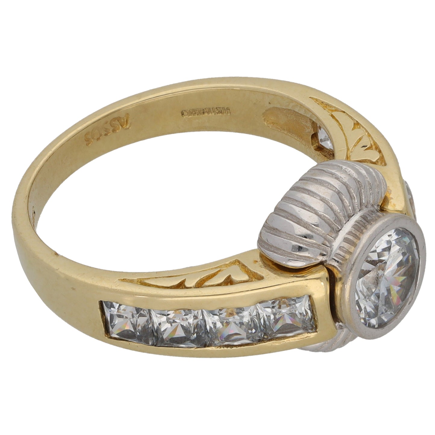 14ct Gold Cubic Zirconia Single Stone Ring With Accents Size N