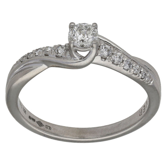 18ct Gold 0.45ct Diamond Solitaire Ring With Accent Stones Size K