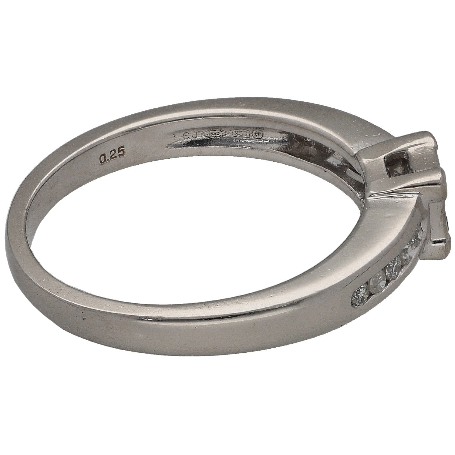 Platinum diamond cluster ring with side diamond accents