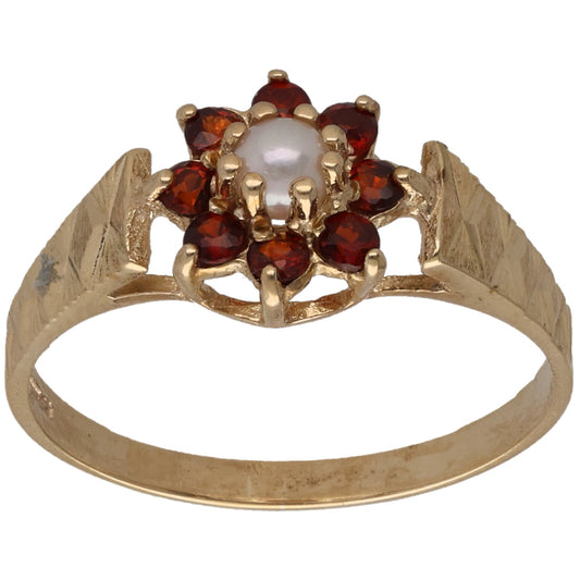 9ct Gold Garnet & Cultured Pearl Single Stone Ring With Accents Size N