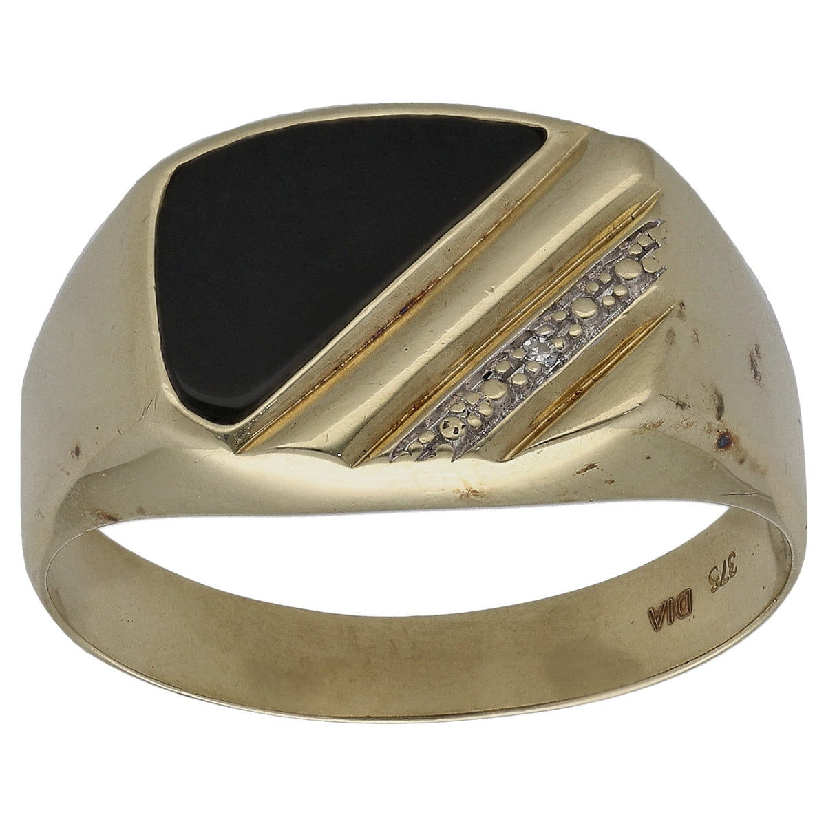 Gold signet ring with black onyx oval panel and diamond-patterned band