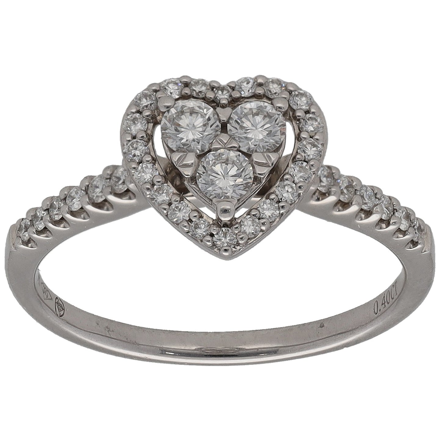 White gold heart cluster ring with round diamonds, size M