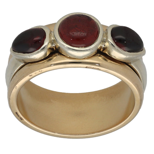 9ct Gold Garnet Three Stone Ring Size M