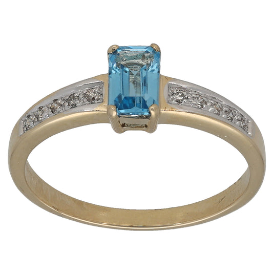9ct Gold Topaz & 0.05ct Diamond Single Stone Ring with Accent Stones Size P