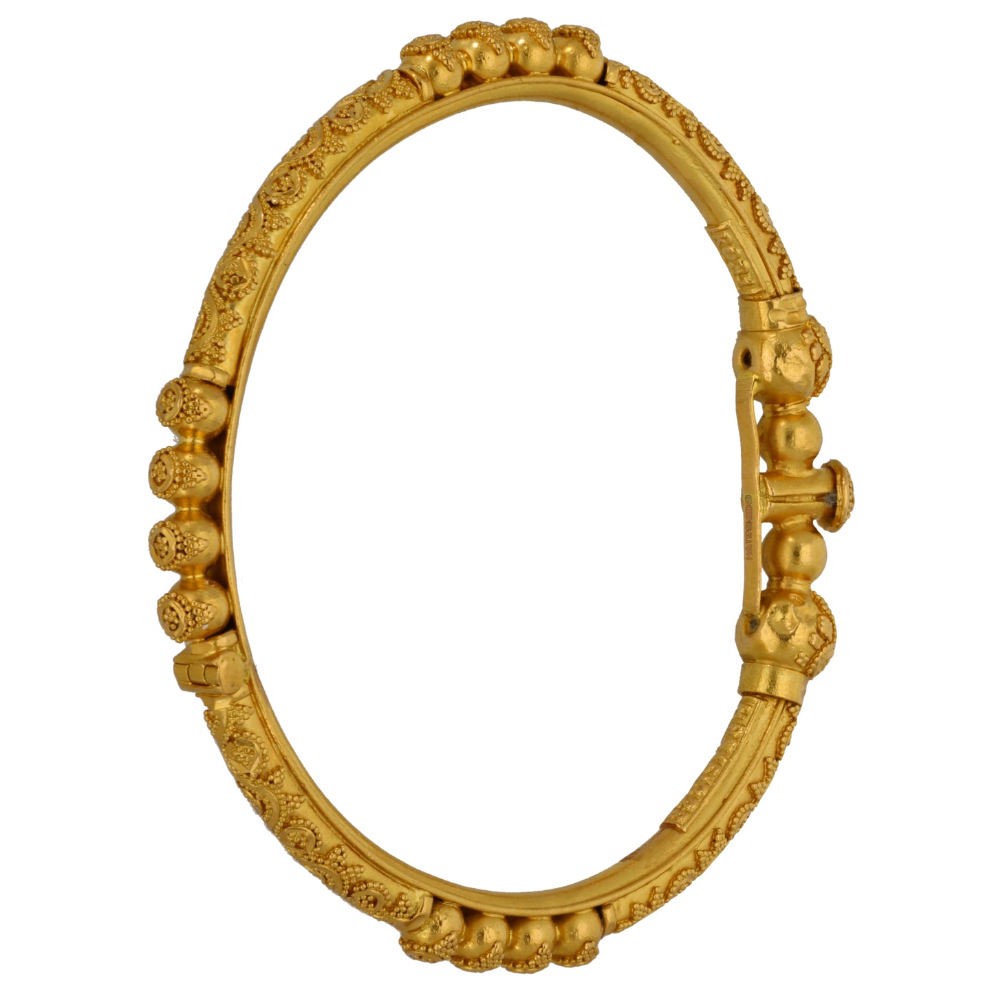 22ct Gold Bangle