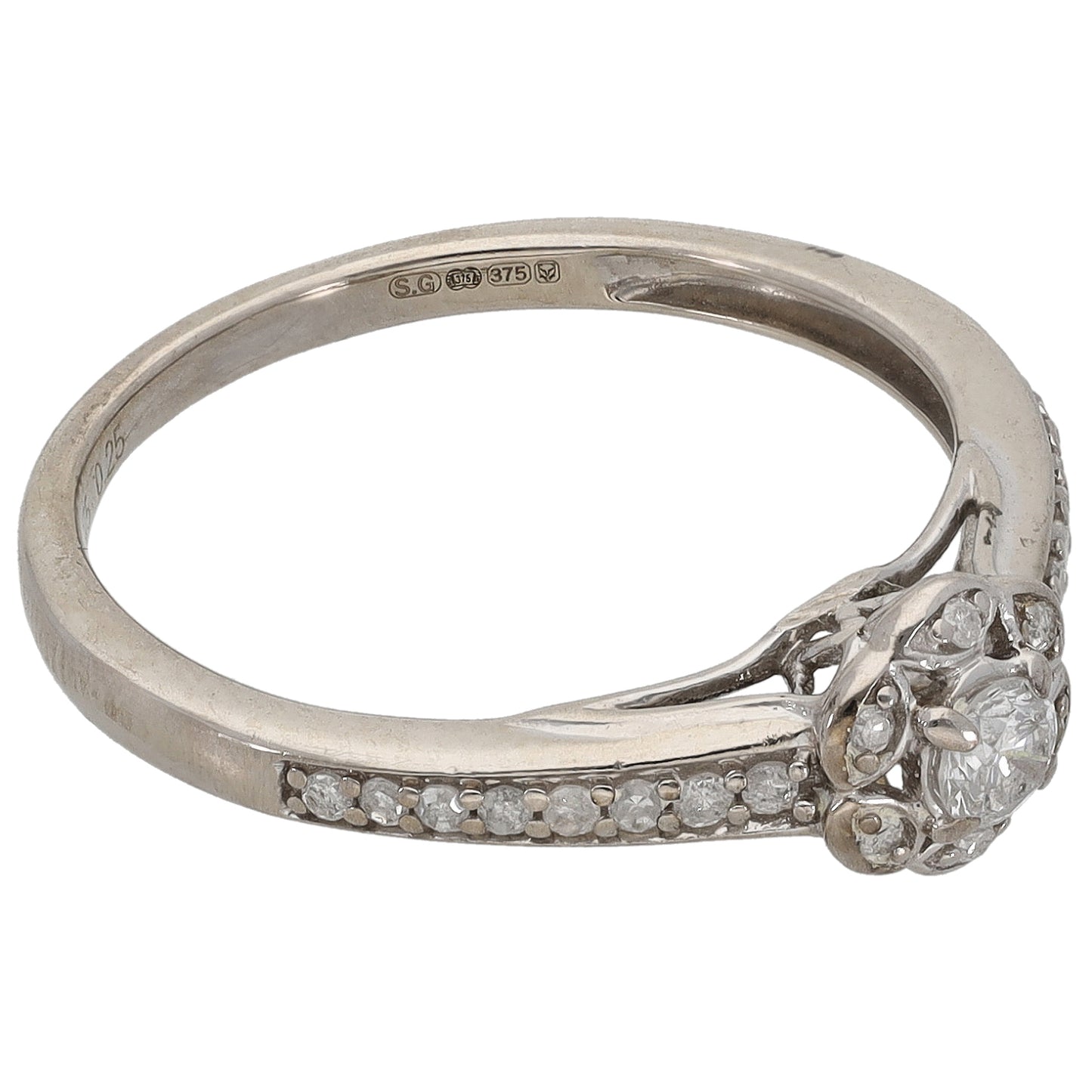 9ct White Gold 0.26ct Diamond Cluster Ring Size N