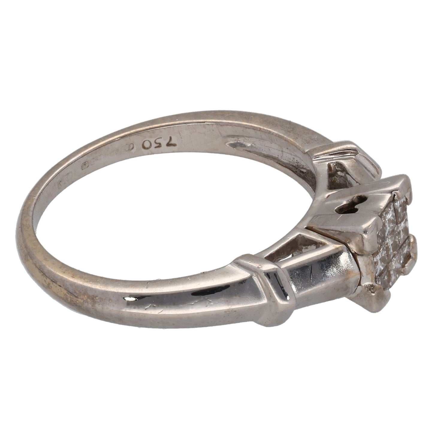 18ct White Gold 0.25ct Diamond Cluster Ring Size N