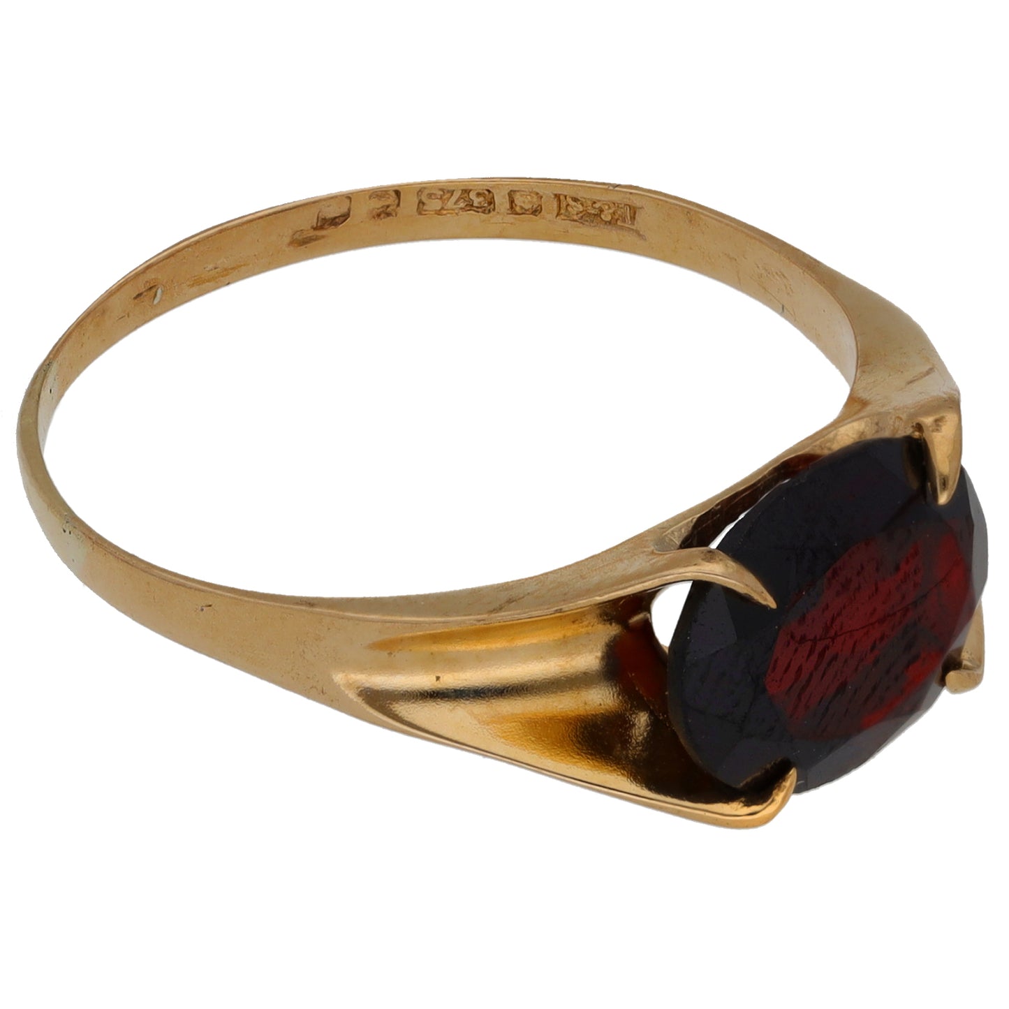 9ct Gold Garnet Single Stone Ring Size R