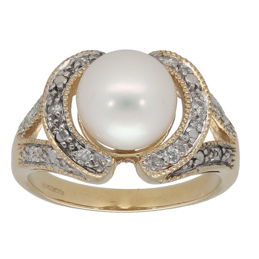 9ct White Gold Cultured Pearl & 0.10ct Diamond Dress/Cocktail Ring Size N