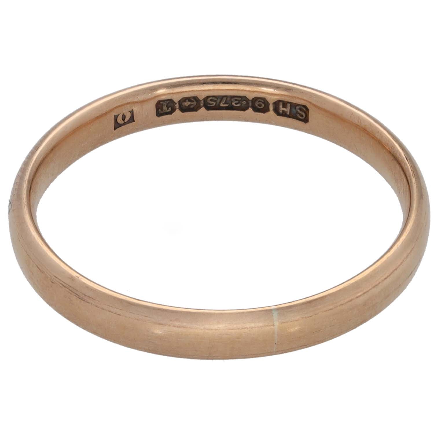 9ct gold wedding ring with engraved inside hallmarks