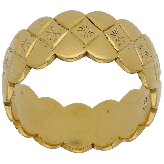 18ct Gold Patterned Wedding Ring Size M