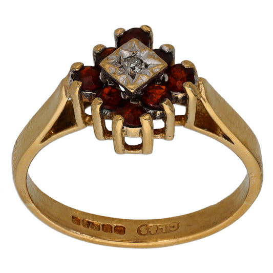 9ct Gold Garnet & 0.01ct Diamond Dress/Cocktail Ring Size L
