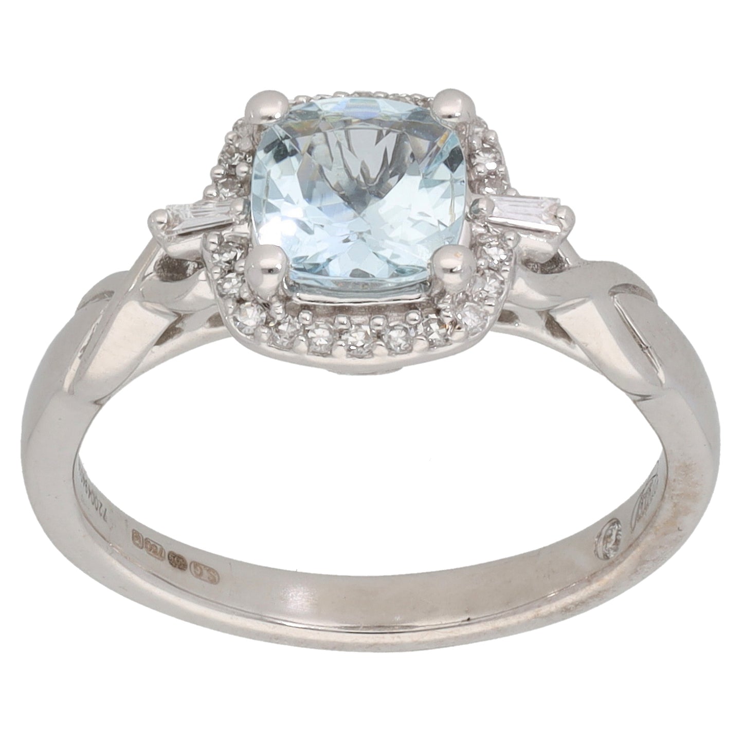 18ct White Gold Aquamarine & 0.10ct Diamond Dress/Cocktail Ring Size M