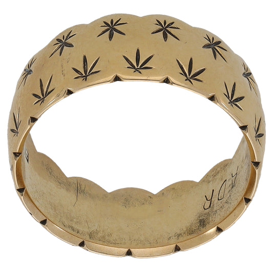9ct Gold Patterned Wedding Ring Size L