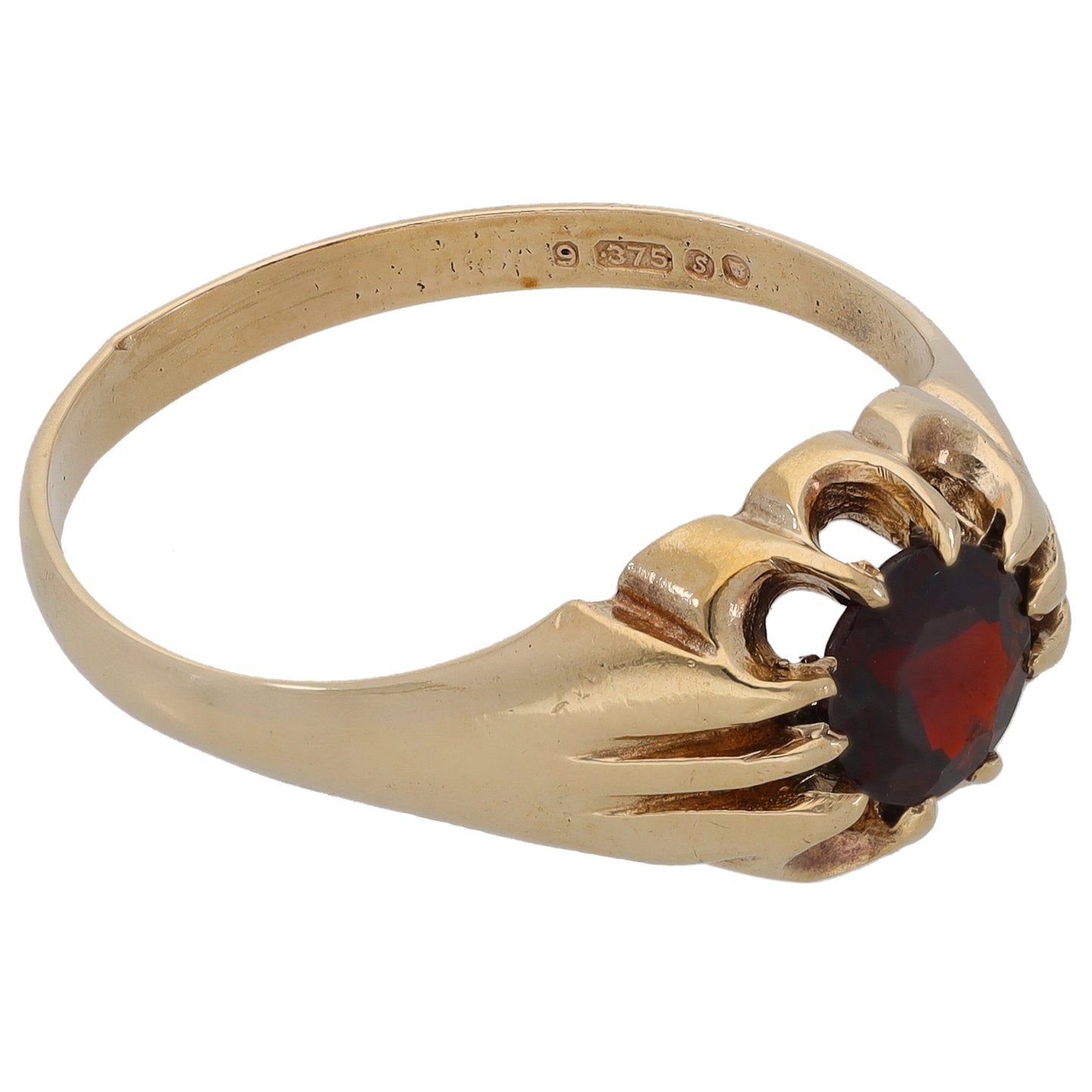 9ct Gold Garnet Single Stone Ring Size S 1/2