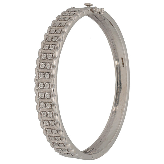 9ct White Gold 0.20ct Diamond Hinged/Clasp Bangle