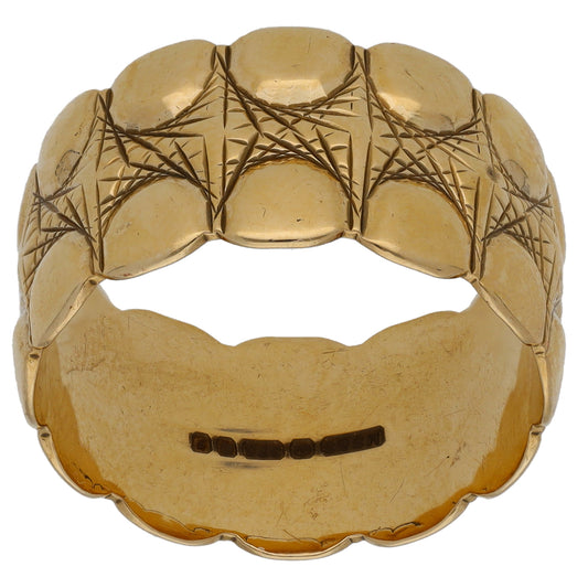 9ct Gold Patterned Wedding Ring Size R