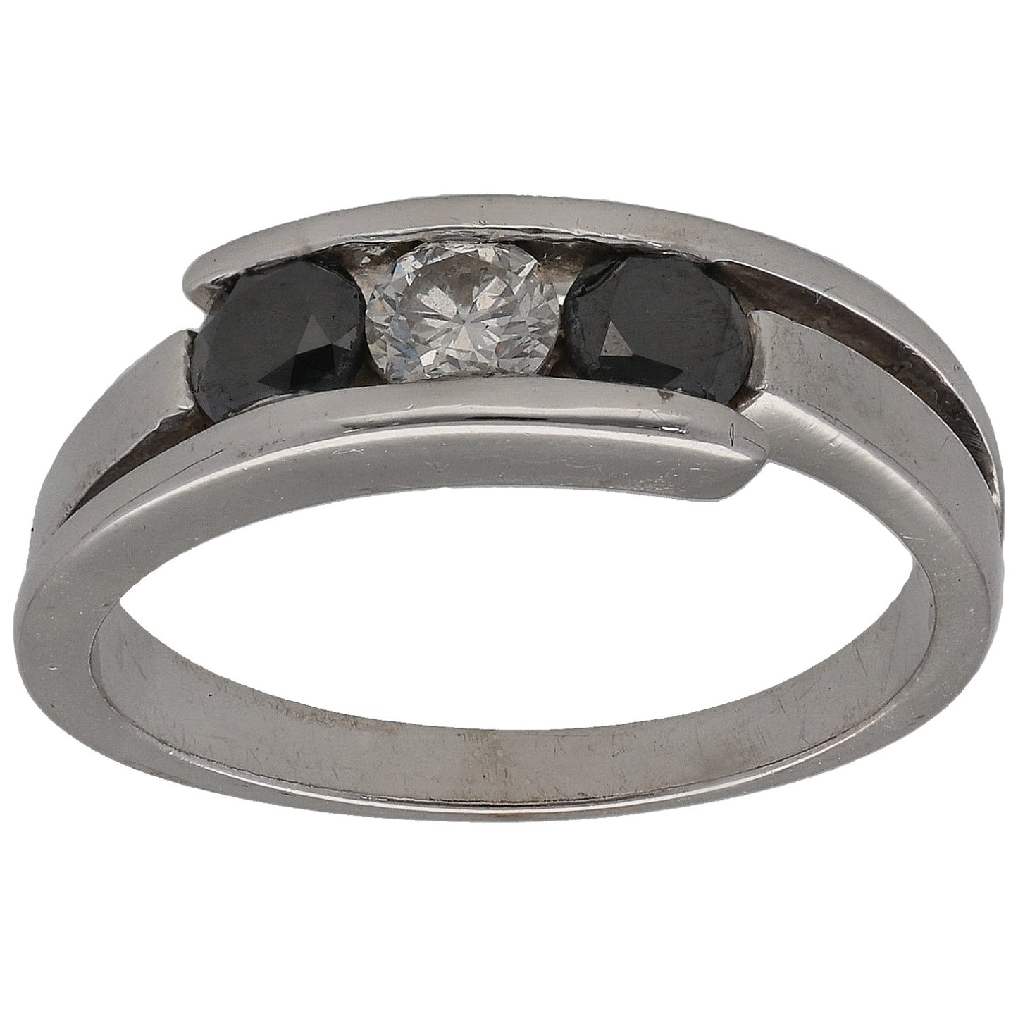 18ct White Gold 0.45ct Diamond Three Stone Ring Size N
