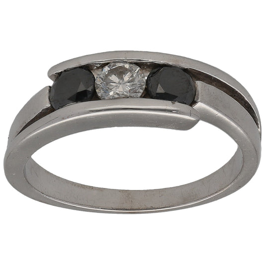 18ct White Gold 0.45ct Diamond Three Stone Ring Size N
