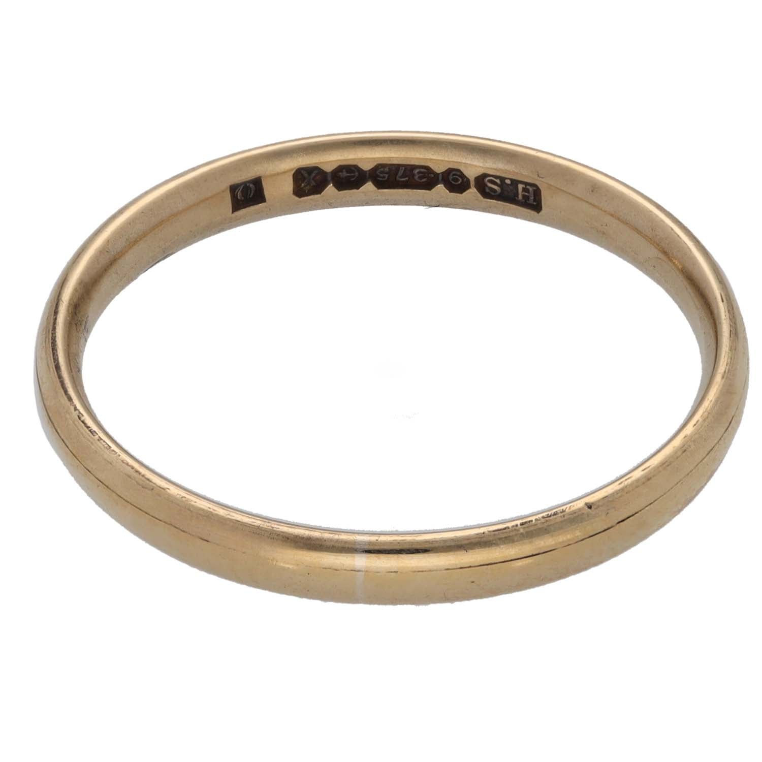 9ct gold wedding ring with stamped inner band lettering