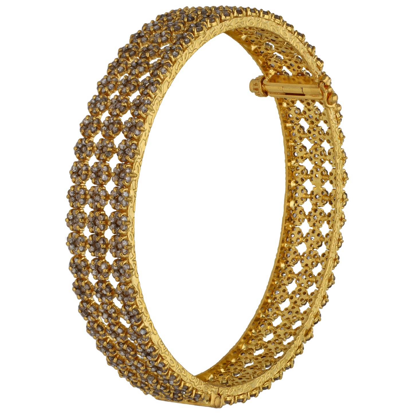 22ct Gold 7.44ct Diamond Hinged/Clasp Bangle