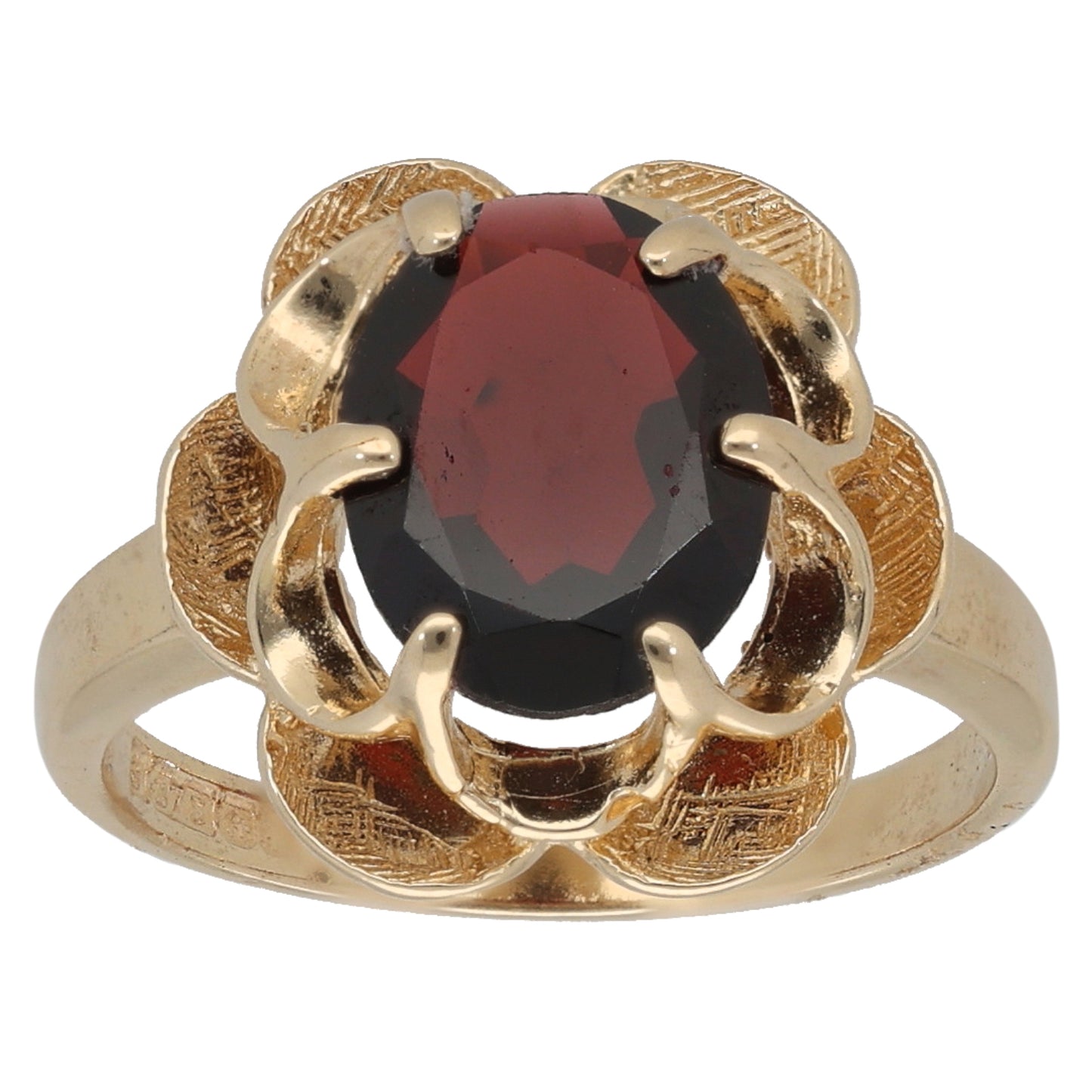 9ct Gold Garnet Single Stone Ring Size L