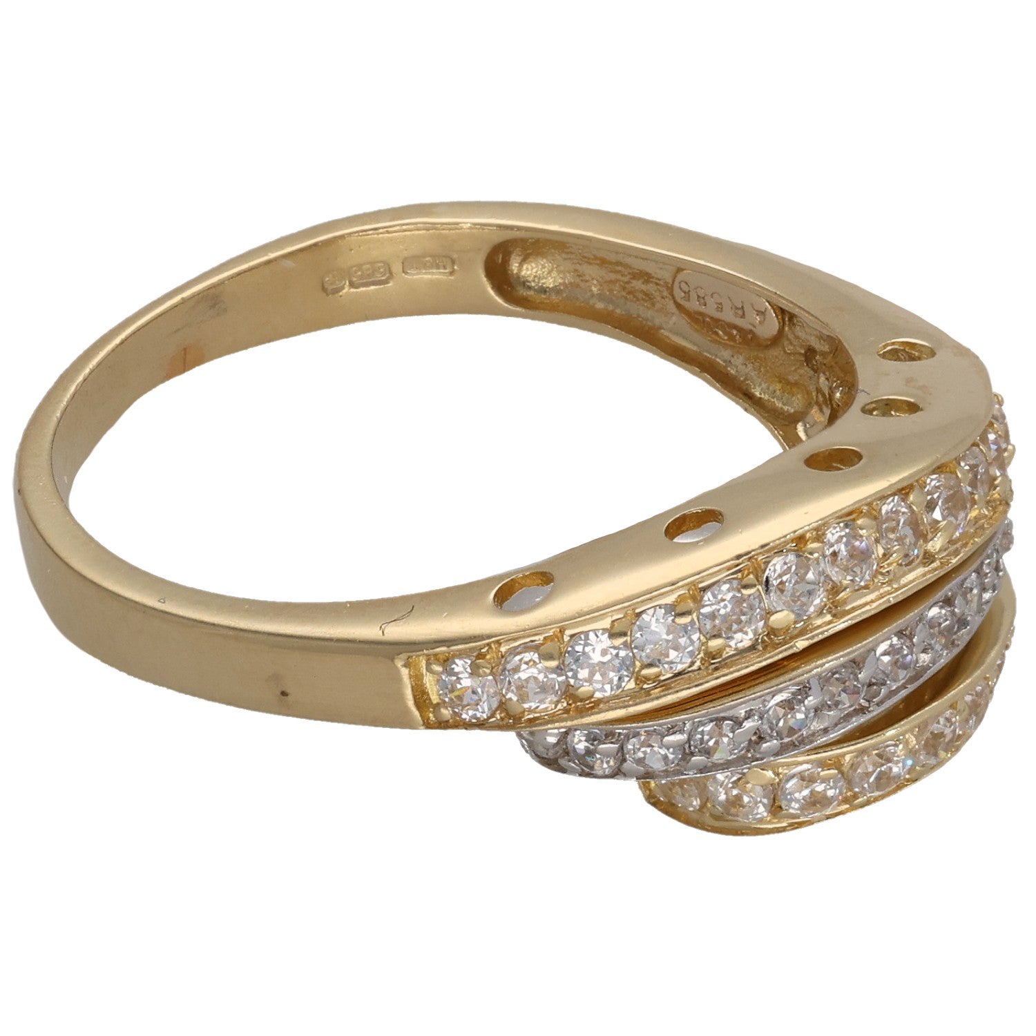 14ct gold ring with clear CZ cluster detail, size L