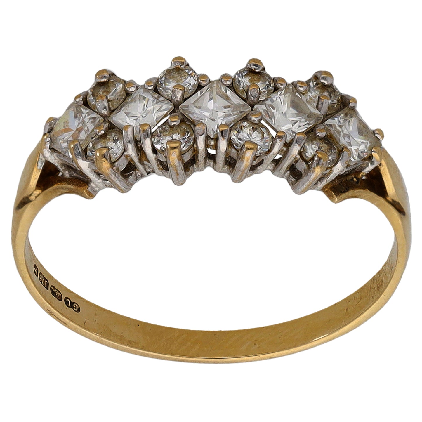 9ct Gold Cubic Zirconia Dress/Cocktail Ring Size O