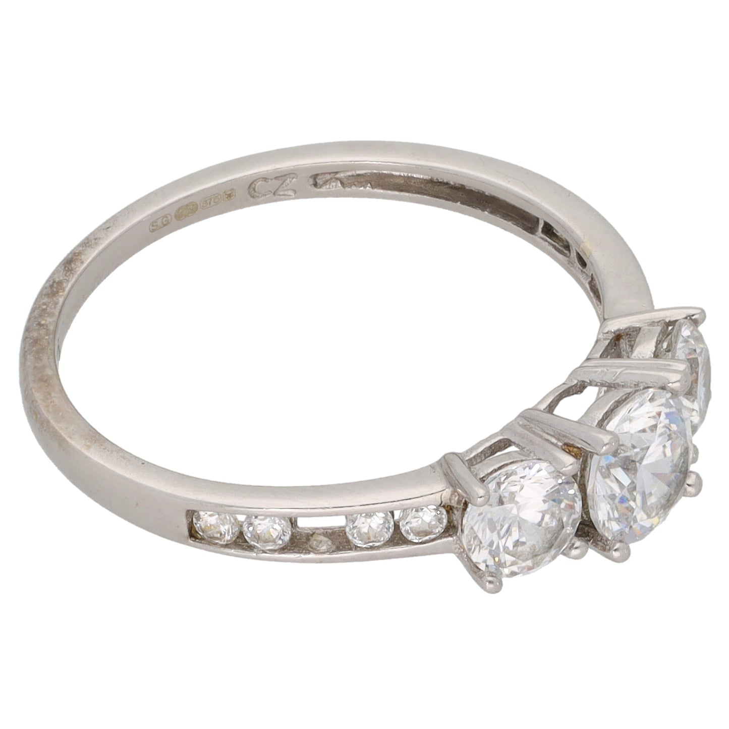 9ct White Gold Cubic Zirconia Dress/Cocktail Ring Size N