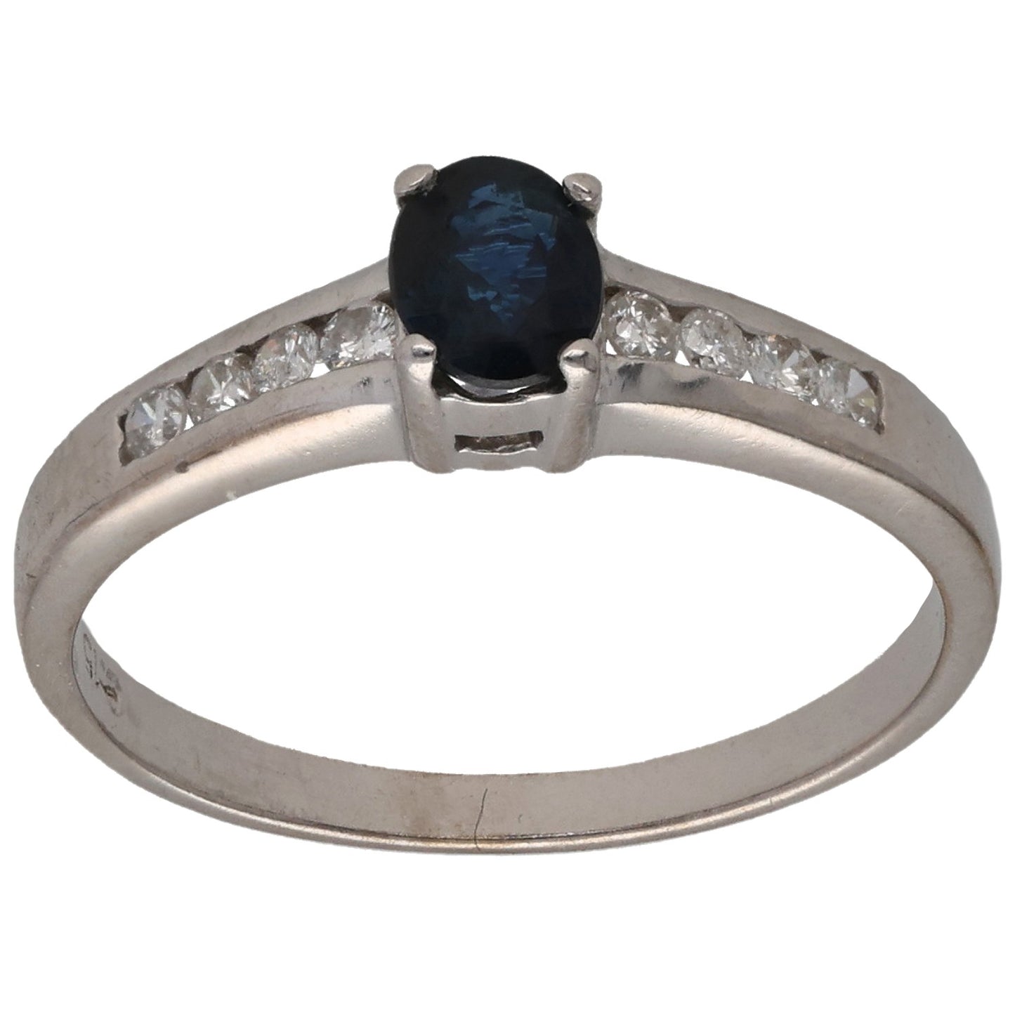 18ct White Gold 0.16ct Diamond Single Stone With Accents Ring Size N