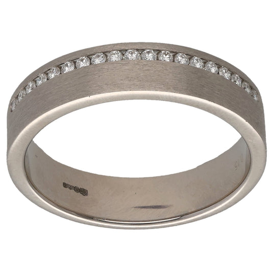 Platinum 0.19ct Diamond Wedding Ring Size R