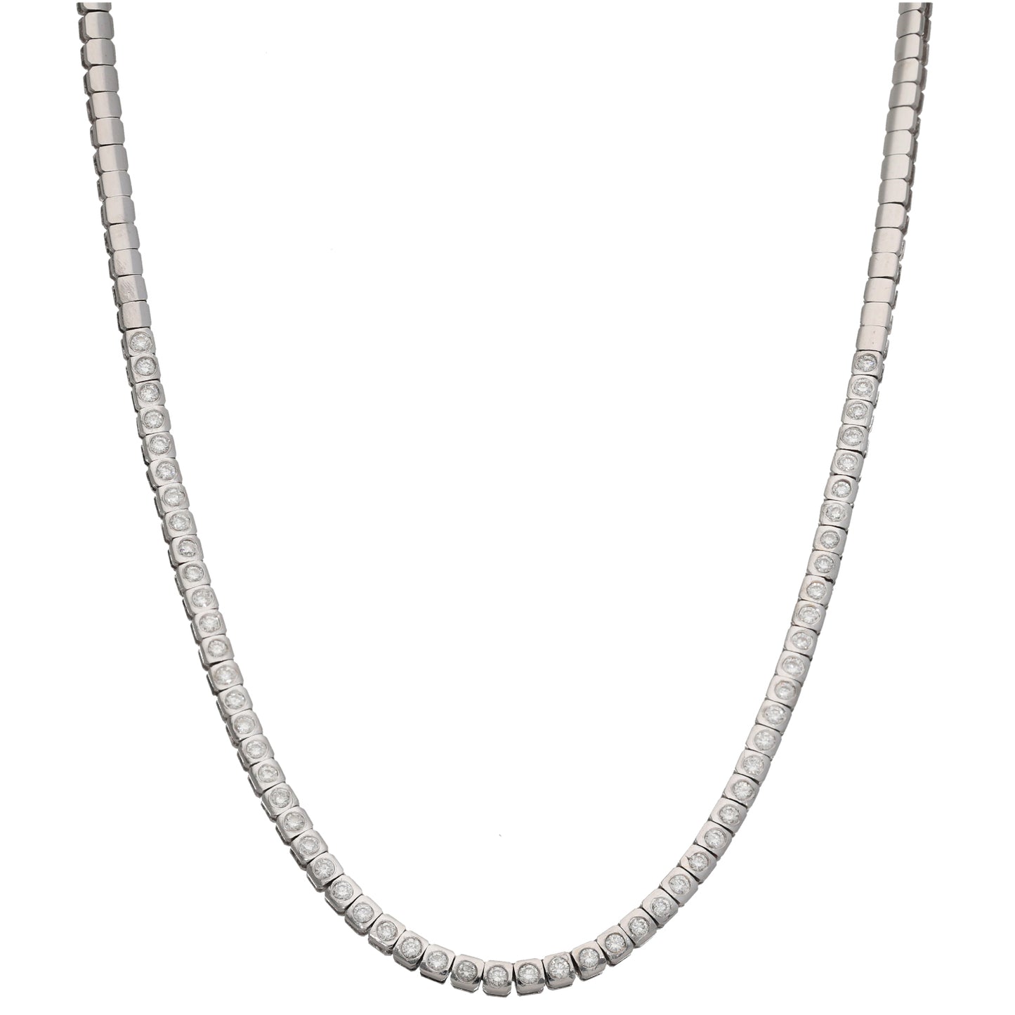 18ct White Gold 2.85ct Diamond Fancy Necklace 18"