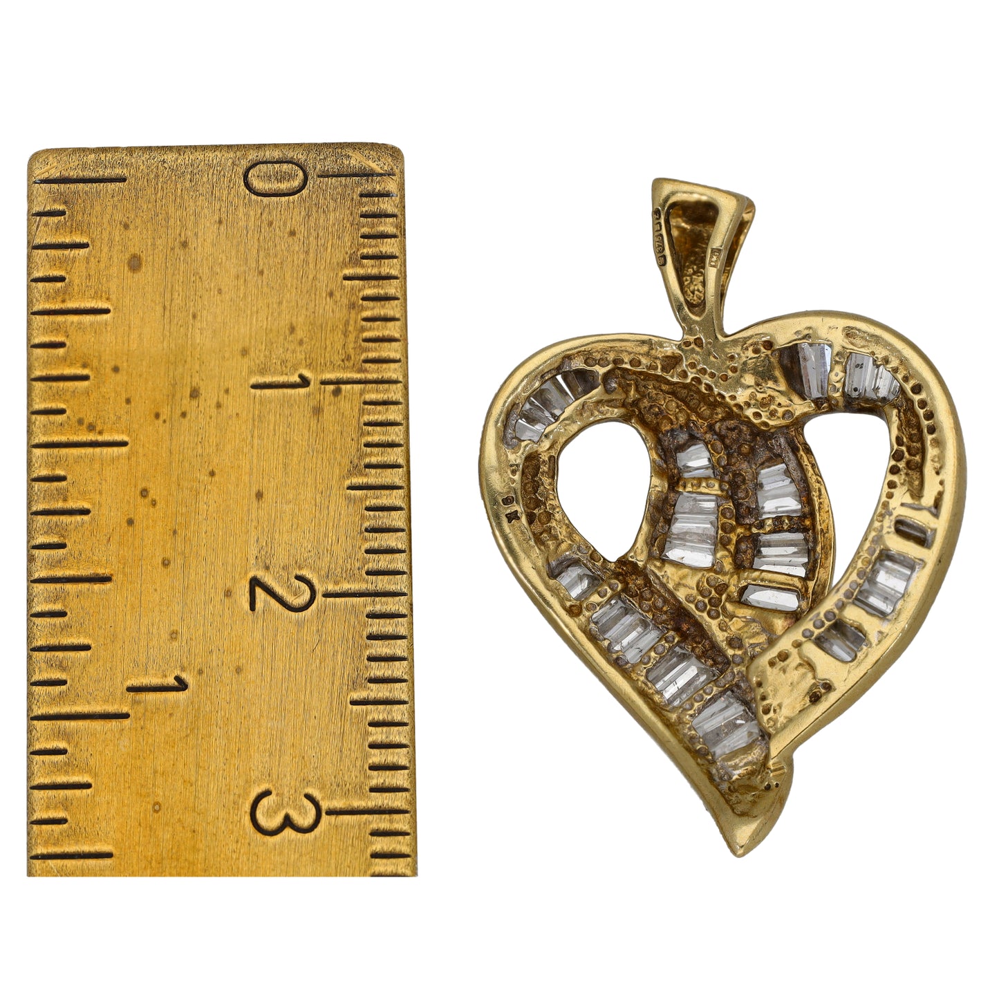 9ct Gold 0.36ct Diamond Heart Pendant