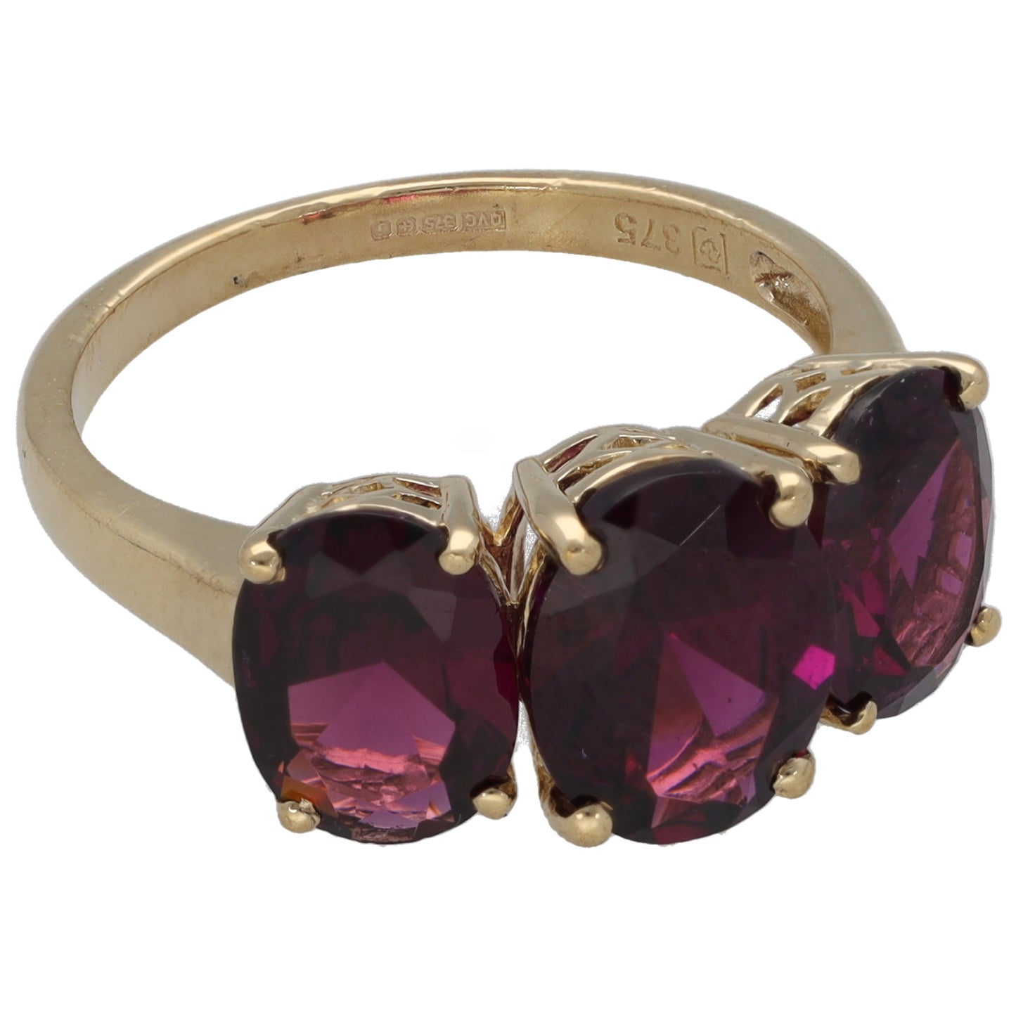 9ct Gold Garnet Three Stone Ring Size M