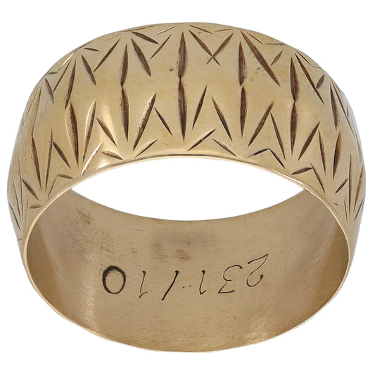 9ct Gold Patterned Wedding Ring Size M