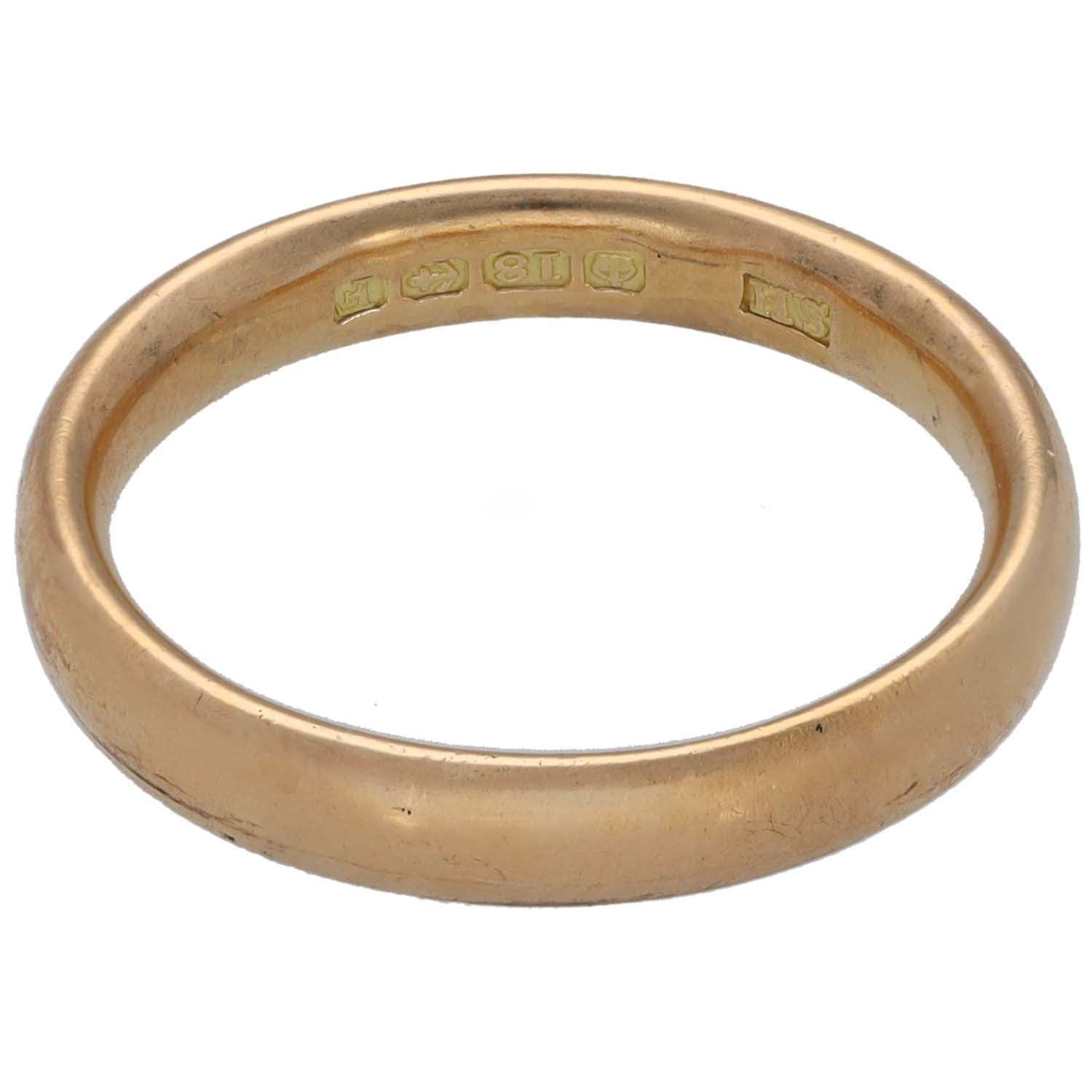 18ct gold plain wedding ring with inner hallmark engraving