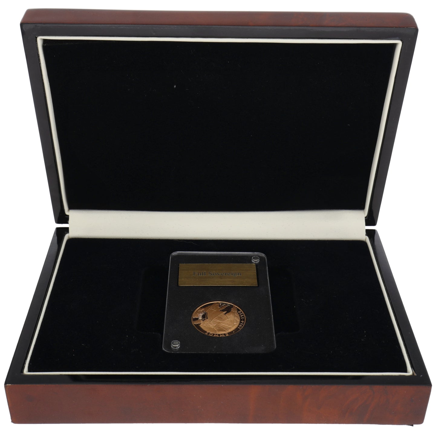 22ct Gold Queen Elizabeth II Somme Full Sovereign Coin 2018