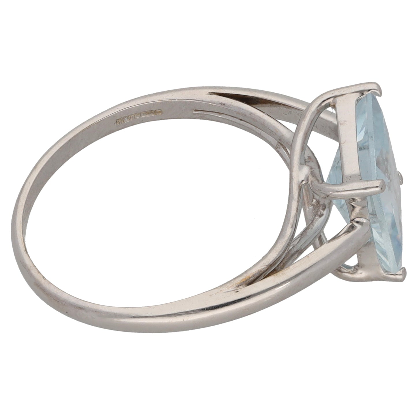 18ct White Gold Aquamarine Single Stone Ring Size L