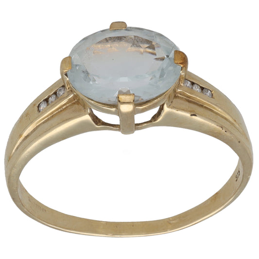 9ct Gold Aquamarine & 0.03ct Diamond Dress/Cocktail Ring Size U