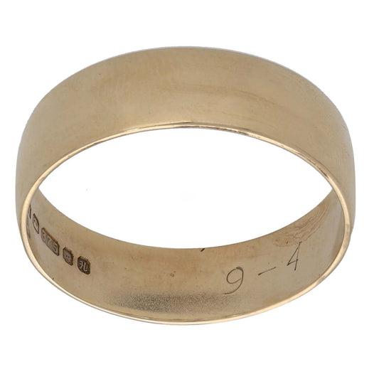 Gold wedding ring band, plain 9ct finish, inner markings on inside edge