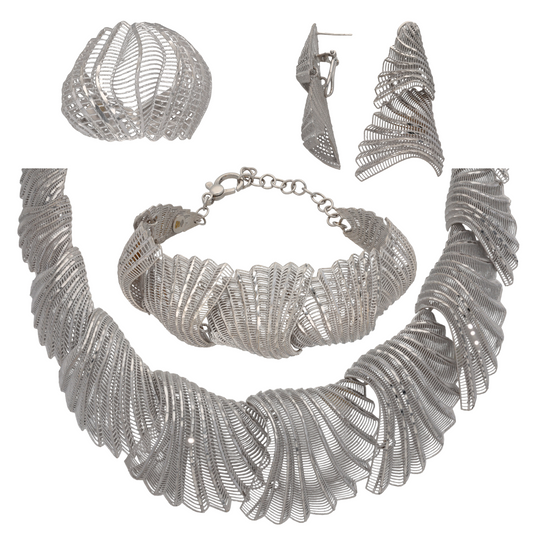 18ct White Gold Necklace, Earrings, Bracelet & Ring Set